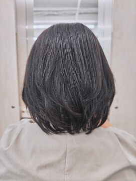アタルセ(atarse) 大人のグラデーションボブ