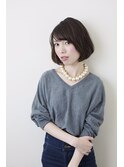 柔らかニュアンスが女性らしいゆるウェーブ[うる艶髪]