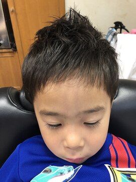 ヘアーメイクエアーセントラーレ(HAIR MAKE air Zentrale) ツーブロキッズ