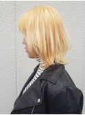 ブロンドヘアー