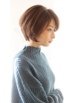 レウナ 外苑前(Reuna) 30代40代に人気シルエットが綺麗に見えるショートボブ