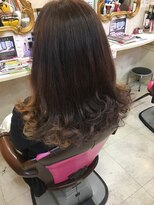 美容室 ティンカーベル&nbsp;イヤリングインナーカラー