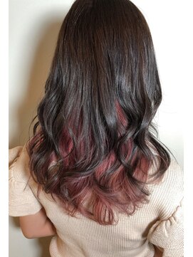 モルニ(MORNI) インナーカラー_マロンベージュ Aラインボブ かきあげ