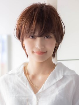 サーカス バイ ビュートリアム 青山(CIRCUS by BEAUTRIUM) ショートボブ 大人可愛い 美シルエット 青山 表参道 30代40代