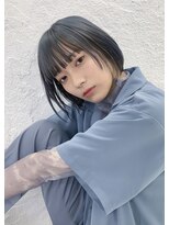 シー(Ciii)&nbsp;stylist イケダ>> ブルーグレー×顔まわりレイヤーボブ