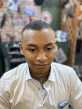 ヘアースタジオアルファ フェードスタイル