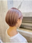 ピンクベージュ×丸みショート