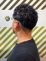 バーバーバー 四谷(BARBER-BAR)&nbsp;大人のウェービースタイル