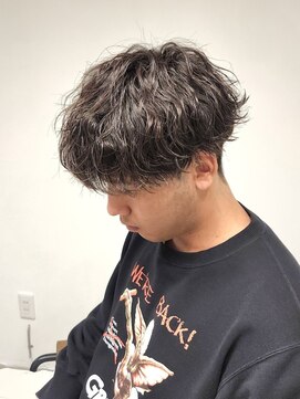 ニアウ 高崎店(Niau) メンズマッシュ波巻きツイストスパイラルパーマ群馬高崎眉毛韓国