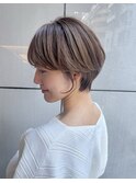 大人可愛いショート マッシュ耳掛けショート