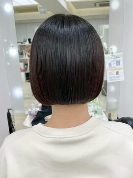 ラルム 新宿(LARME SHINJUKU) ブリーチハイトーンホワイトグレージュダブルカラーボブ/新宿