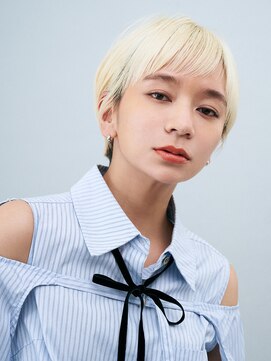 ガリカ 渋谷(Gallica) ケアブリーチ透明感ハイトーンカラー/ホワイトブリーチ/ショート