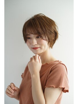 ルフュージュ バイ プロデュース 相模大野店(Refuge by Produce) くびれショート/マロンベージュ