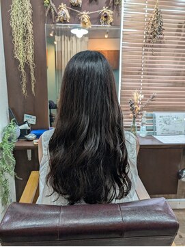 ルアン(Luan) 巻き髪風パーマ