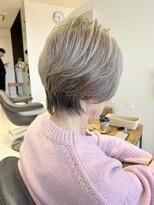 ラック 由比ヶ浜(LUCK)&nbsp;白髪ぼかしハイライト/白髪ぼかし/ショートカット