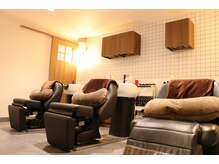 アジュテ(ajouter)の雰囲気（温もりを感じる出シャンプーブース♪ヘッドスパも！[白髪ぼかし]）