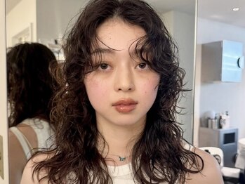 リリック パーマ(LYLICK)の写真/初めての方でも大歓迎です!!パーマ/レイヤーカットパーマ/顔周りパーマ/前髪パーマ/コテ巻き風パーマ