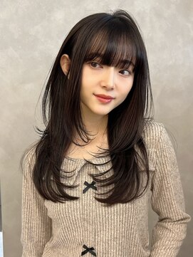 オムニス 表参道(Omnis) ハイレイヤー/ミディアム・ロング/20代/30代/顔周り・フェイス