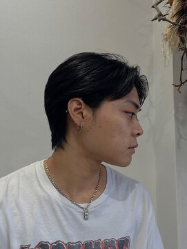 ネクストフォーヘアー(NEXT for hair) センターパートウルフ