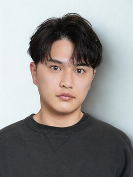 ログ 高松木太店(Log) メンズショート フェザーパーマ ナチュラルセンターパート