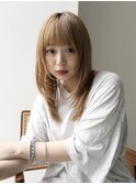ワイドバングオレンジベージュレイヤーカット顔周りカット