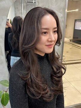 エッセンザ 梅田(ESSENZA) 海外レイヤー