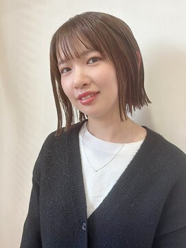 イーストハムネオ(EAST HAM NEO) 透明感ブラウンベージュ/ショートミディ/切りっぱなしボブ