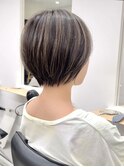 20代30代コントラストハイライト/ショートボブ/丸みショート