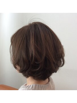 コンティーゴ(contigo) ゆるふわショートボブ