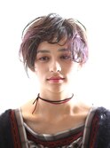 キレイなフォルムを曖昧にくずしたショートヘア