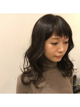 マウロア(MAULOA) "大人可愛いレイヤースタイル" 中西英美子