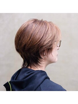 ジェーン(JANE) 【ゲストスナップ】ハイライトカラーのショートボブ