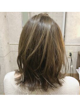 ロルド シェリ(Rold Cheri) 外ハネふわミディ