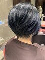 アース 上野店(HAIR&MAKE EARTH)&nbsp;丸みのあるショート、ブルーブラックで光沢感を演出しました♪