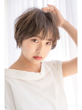 クロエ 新宿(Cloe) 大人可愛いマッシュショート