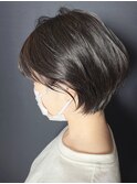 耳掛けショートスタイル