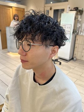 テトラ バイ ネオリーブ 横浜西口店(tetra by neolive) メンズパーマ ツイストスパイラル マッシュ［横浜］