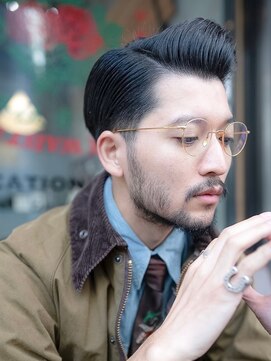 イオ 本厚木(io) 七三刈り上げアッシュブラックビジネスメンズカット