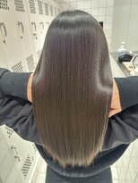 ロンドルーチェ 心斎橋(Lond luce)&nbsp;ダークアッシュ/ミディアムレイヤーカット［髪質改善/縮毛矯正］