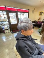 ムーブ(Moob)&nbsp;透明感抜群ハイトーンシルバーカラー【別府】