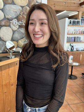 ラパンセベージュ(LA PENSEE BEIGE) LA PENSEE / beige 田川 / 外国人風たっぷりハイライトカラー