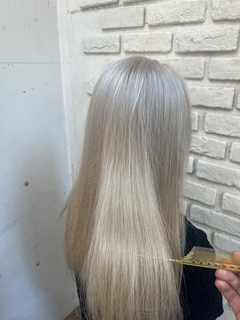 ビランチェ 池袋(bilancia) ホワイトブロンド、ホワイトカラー、池袋ハイトーン