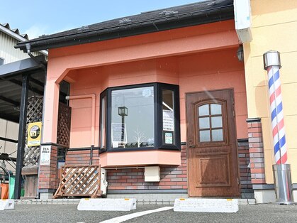 理容シオヤの写真