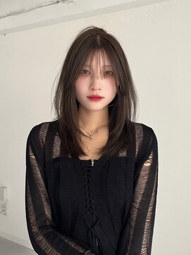 ヨーク(YOKE) ミディアムレイヤー姫カットレイヤーマロンベージュ