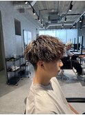 ラウンドマッシュ×ツイスパ×ハイライトカラー
