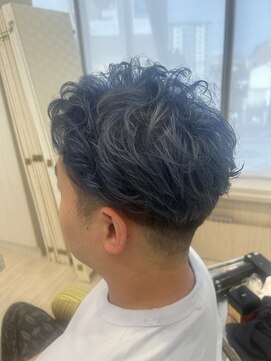 ビス ヘア アンド ビューティー 西新井店(Vis Hair＆Beauty) ベリーショートアッシュブルーアップバング透明感