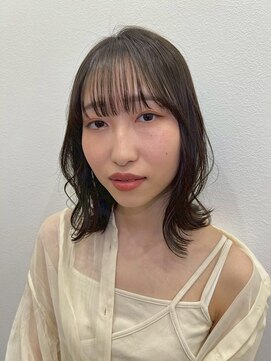 ネイビー グラ ヘアー ストーリー(NAVY gra HAIR STORY) 大人ミディアム×透明感カラー