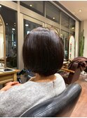 ダークブラウン