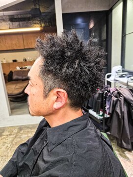 スパイキーアフロ