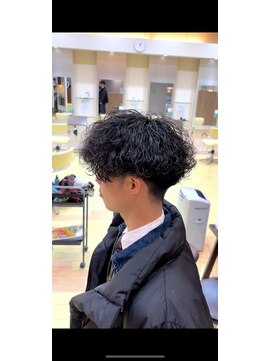 ミリ(milli Produce by ITAKURA) 波巻きパーマ